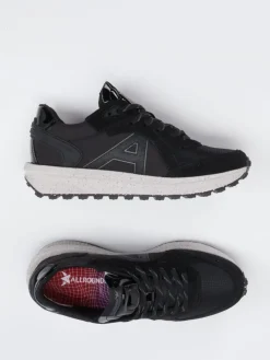 – Outdoor-Sneaker aus Veloursleder und Mesh*Allrounder New