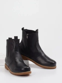 – Chelsea-Stiefelette aus Kalbleder*Andrea Conti