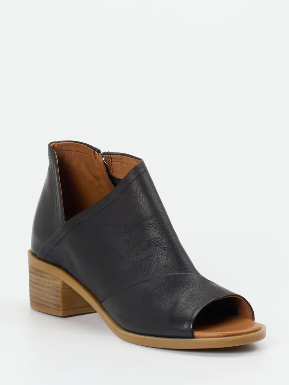 – Peep-Toe-Stiefelette aus Kalbleder*Andrea Conti Sale