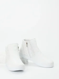 – Stiefelette aus Kalbleder*Andrea Conti Sale