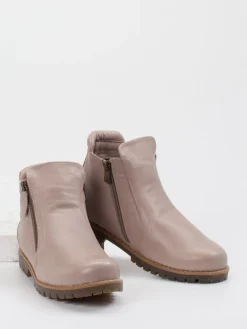 – Stiefeletten aus Kalbleder in Altrosé*Andrea Conti Hot