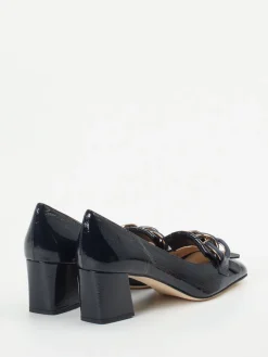 – Blockabsatz-Pumps aus Lackleder Dunkel*Andrea Puccini