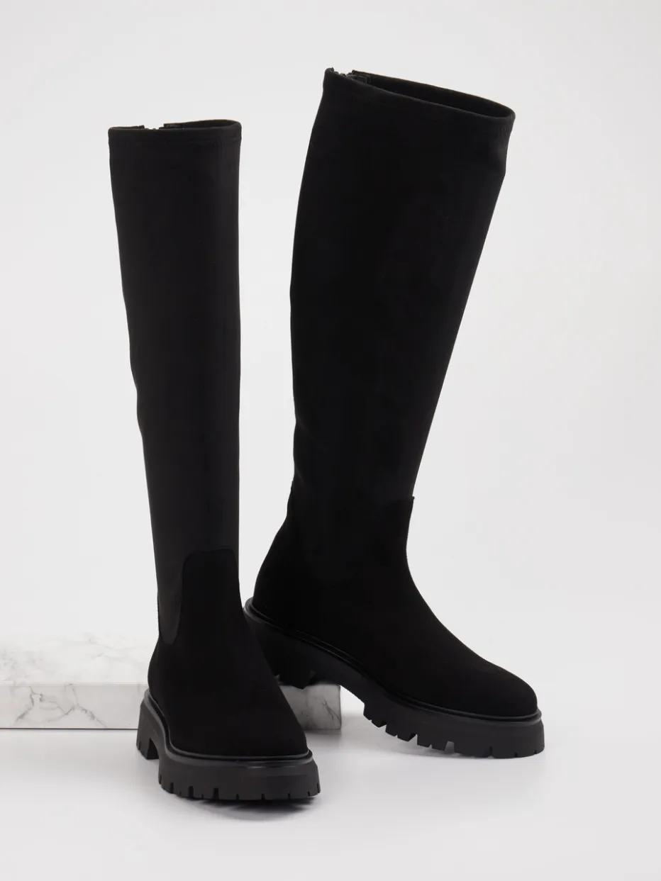 – Langschaftstiefel aus Leder*Andrea Puccini New