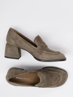 – Loafer aus Veloursleder in Taupe*Andrea Puccini Clearance