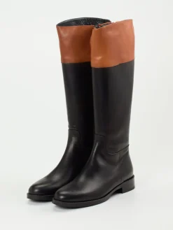 – Reitstiefel aus Kalbleder*Andrea Puccini New