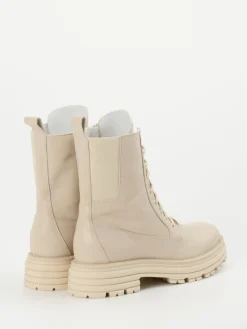 – Schnürboots aus Kalbleder*Andrea Puccini Hot