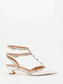 – Slingback-Pumps aus Lackleder*Andrea Puccini