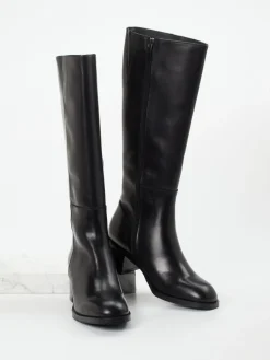 – Stiefel aus Kalbleder*Andrea Puccini Discount