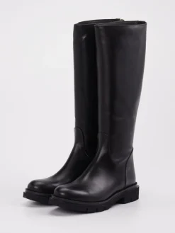 – Stiefel aus Kalbleder*Andrea Puccini New