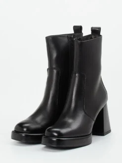 – Stiefeletten aus Kalbleder*Andrea Sabatini Hot