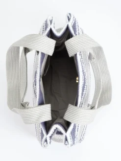 – Strandtasche aus Textil in Häkeloptik*ANOKHI Clearance