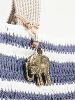 – Strandtasche aus Textil in Häkeloptik*ANOKHI Clearance