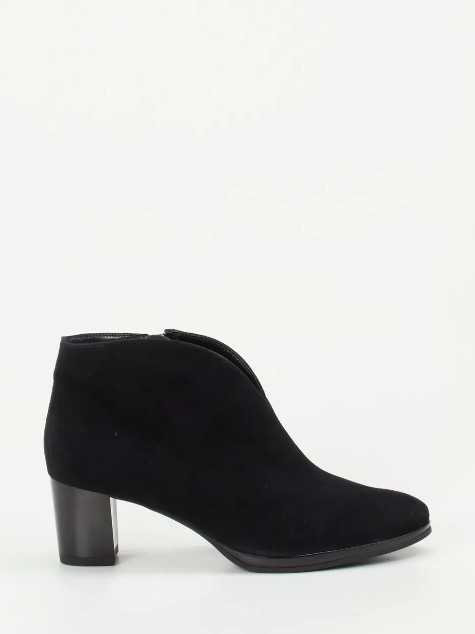 – Ankle Boots aus Veloursleder*Ara New