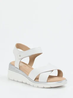 – Keilsandalette aus Kalbleder in*Ara Hot