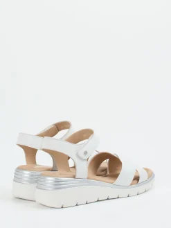 – Keilsandalette aus Kalbleder in*Ara Hot