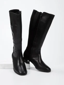 – Kniestiefel aus Kalbleder und Veloursleder*Ara Best