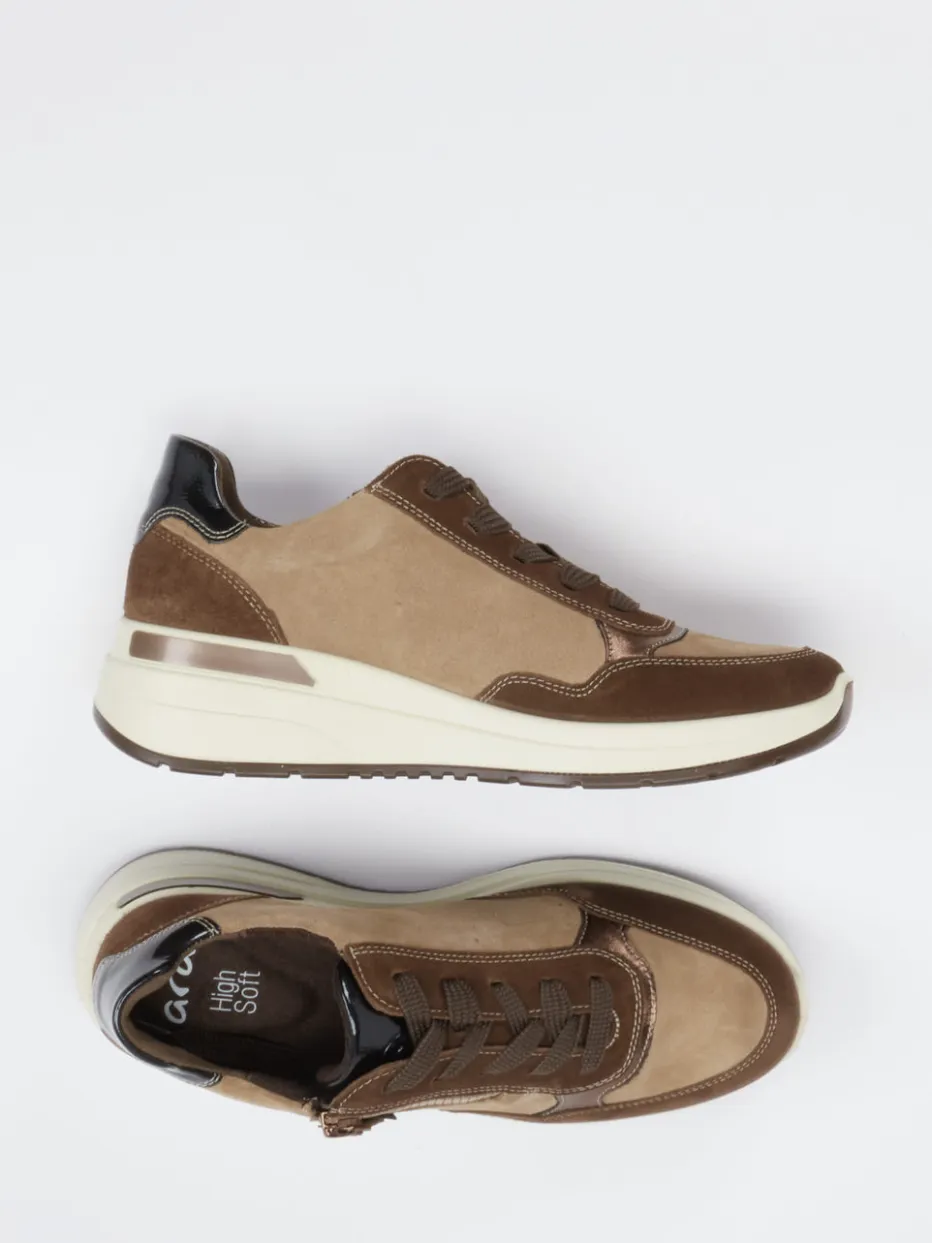 – Plateau-Sneaker aus Veloursleder*Ara Best