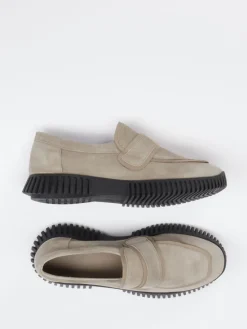 Damen Arche – Loafer aus Veloursleder in grau