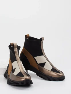 – Sock-Stiefelette aus Textil und Leder*Arche