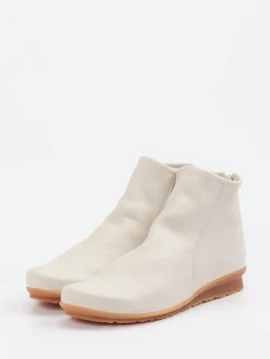 – Stiefelette aus genarbtem Leder cremeweiß*Arche