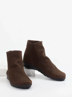 Damen Arche – Stiefelette aus Nubukleder schokoladen