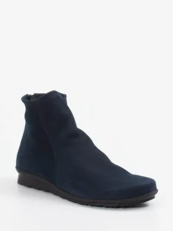 Damen Arche – Stiefeletten aus Hirschleder in Dunkel