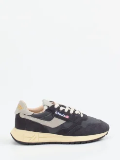 Damen Autry – Retro-Sneaker aus Veloursleder in Anthrazit