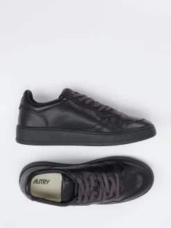 – Sneaker aus Kalbleder*Autry New