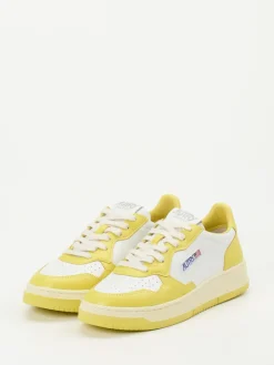 Damen Autry – Sneaker aus Leder in Pastellgelb