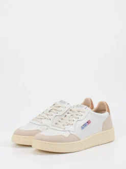 – Sneaker aus Leder in Offwhite-Beige*Autry Online