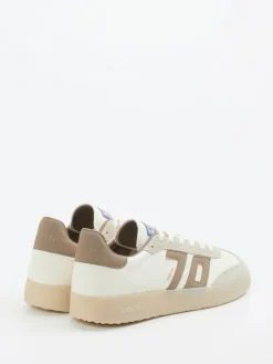– Retro-Sneaker aus Leder in Creme*Back 70 Clearance