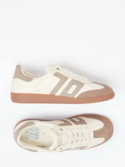 – Retro-Sneaker aus Velour/Leder creme*Back 70 Hot