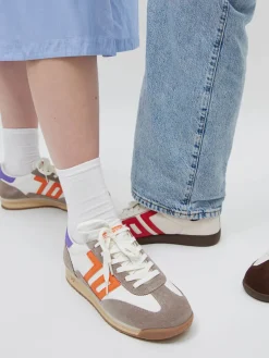 – Sneaker aus Veloursleder und Kalbleder*Back 70 Discount