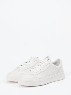 – Sneaker aus Kalbleder in Offwhite*Boss
