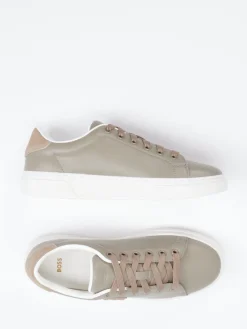 Damen Boss – Sneaker aus Kalbleder in Taupe