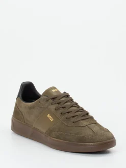 – Sneaker aus Veloursleder Olivbraun*Boss