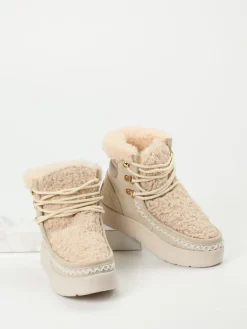 – Stiefelette aus Metallic mit Kunstfell*CAFèNOIR Discount