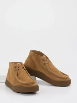 – Desert Boots aus Veloursleder cognac*Camper Sale