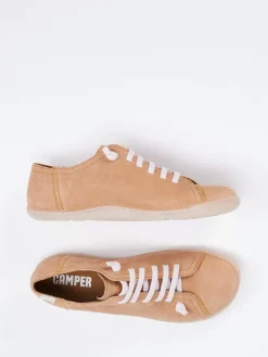 – Low-Top Sneaker aus Nubukleder sandbeige*Camper New