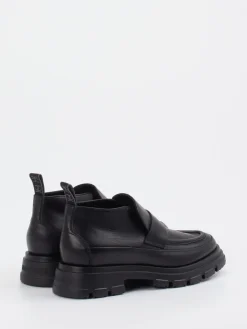 – Chunky Loafer aus Leder*Candice Cooper Hot