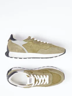 – Retro-Sneaker aus Veloursleder Olivgrün*Candice Cooper Sale