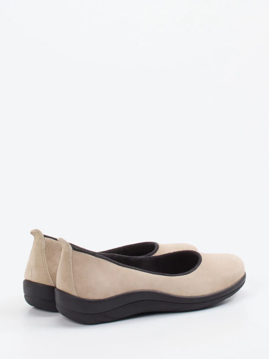 – Komfort-Ballerinas aus Veloursleder*Christian Dietz