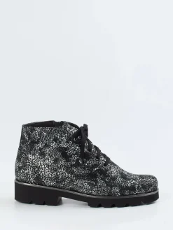 – Schnürboots aus geprägtem Leder*Christian Dietz Hot