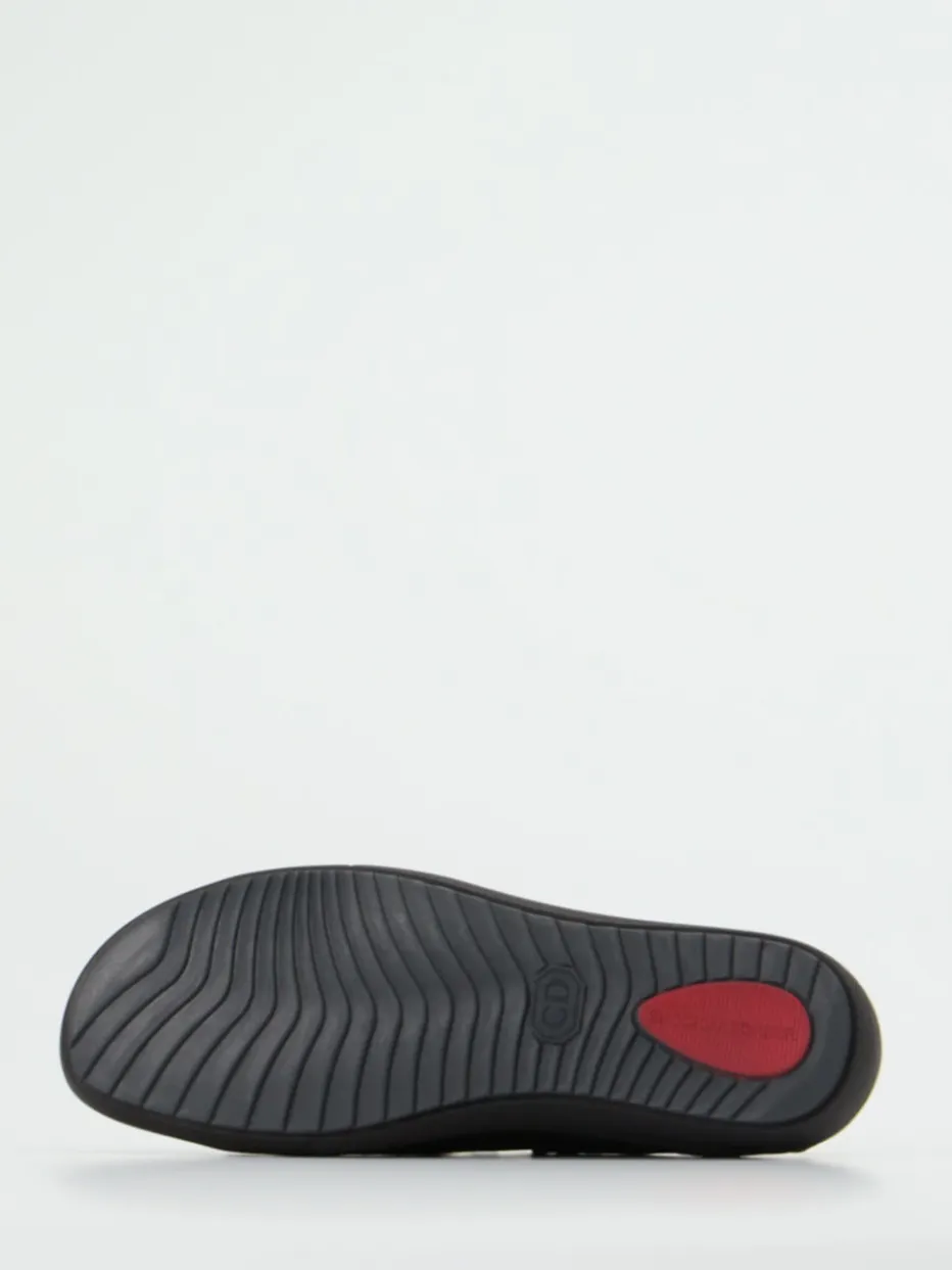 – Schnürschuh aus geprägtem Leder*Christian Dietz Hot