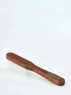 – Reinigungsbürste*Collonil Hot