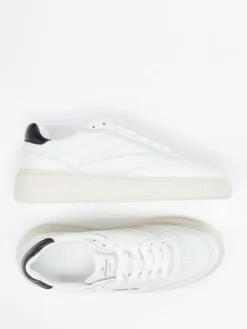 – Low-Top Sneaker aus Kalbleder Offwhite*Copenhagen Sale