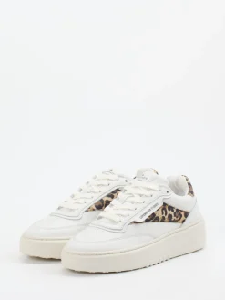 – Sneaker aus Kalbleder mit Leoprint*Copenhagen New