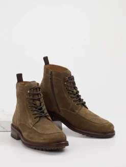 – Schnürboots aus Veloursleder*Daniel Kenneth New