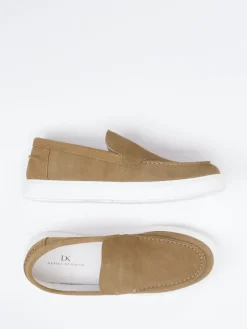 Herren Daniel Kenneth – Slipper aus Lammleder sandbraun