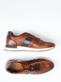 – Sneaker aus Glattleder Mittel*Daniel Kenneth New